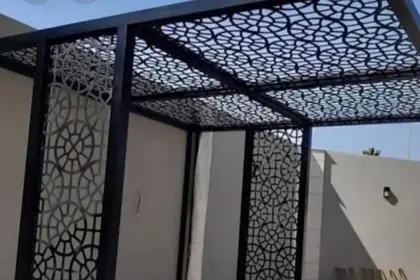 حديد مزخرف